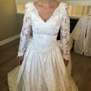 Wedding dress